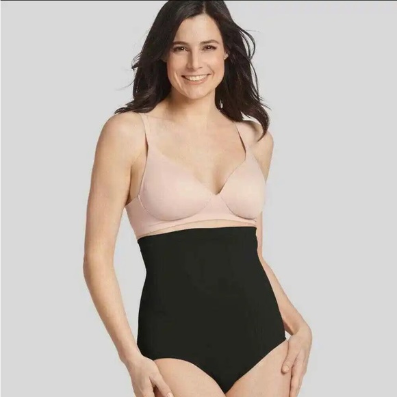 Jockey Women's Slimming High Waisted Brief Black small NWT non slip high rise - Picture 1 of 8
